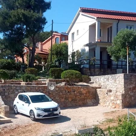 Apartmani Huljic Стари Град Екстериор снимка
