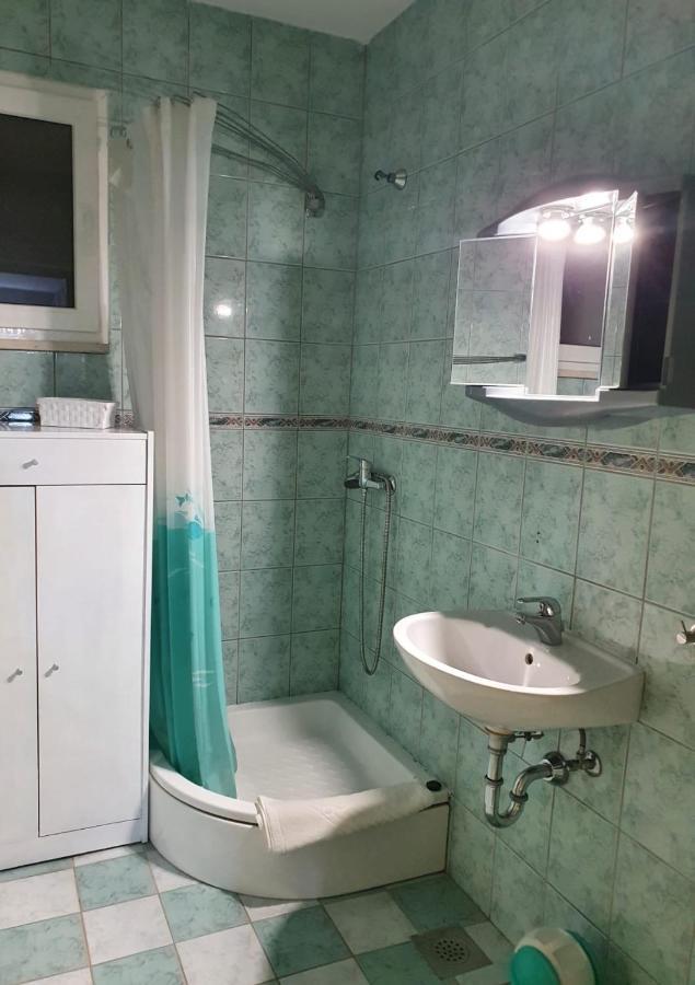 Apartmani Huljic Стари Град Екстериор снимка